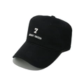 Broderie blanche détaillée du chiffre 7 et texte Mount Green sur casquette en coton noir - M (56-58cm) / Noir