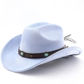 Détail du chapeau de cowboy bleu avec bande en cuir, turquoises et rivets - M (56-58cm) / Bleu ciel clair