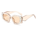 Occhiali da sole poligonali con montatura in perle e strass per un look street alla moda - Montatura Champagne Lenti Champagne