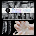 Dettaglio macro di 120 unghie finte 3D diamantate in gel morbido trasparente in 10 misure - Modello 12 / 120 pezzi