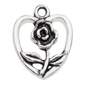 Ciondolo a cuore in argento antico con dettaglio di rosa scolpita in cornice cava - Rosa a Forma di Cuore 15x19mm