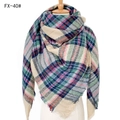 Sciarpa a quadri oversize effetto cashmere in blu navy, crema e rosa con bordi a frange - 140x140cm / FX-40 Rosa Verde
