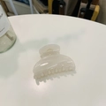 Minimalist cream white heart claw clip for women made of polished acrylic hair accessory - Approx 6.8cm / Jelly White