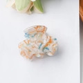 Elegant 3cm terrazzo hair claw clip with colorful resin patterns on a white base - Glazed Glass
