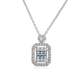 Macro d'un collier en argent avec pierre rectangulaire bleue et oxydes de zirconium - Métal Argenté/Zircone Bleue