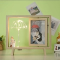 Cornice per foto rotante creativa in legno con luce LED e figurine decorative - Stile Luce Bifacciale-Ombrello Bianco / 6 Pollici