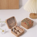 Mini cork travel jewelry box with floral pattern and interior storage compartments - 10*10*5cm / Vintage Wood Grain [Flower Sea]