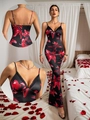 Elegantes Satin-Maxikleid mit Blumendruck, V-Ausschnitt und Spitzenbesatz im Slim-Fit - S / Schwarz mit rotem Blumendruck