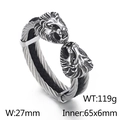 Brazalete de acero inoxidable para hombre con cabezas de león y textura trenzada - Color Acero (KB167194-KFC)