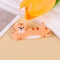 Broche de acrílico de tigre naranja con rayas vibrantes para decorar mochilas - Tigre naranja