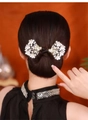 Pince à cheveux papillon dorée élégante avec fleurs blanches et zircone - Chignon Fleur Éventail - Or