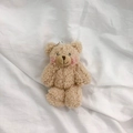 Lindo llavero de oso de peluche albaricoque con cadena de bolas en tela blanca - Oso Café