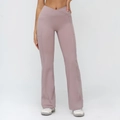 Pantalon de yoga évasé à taille croisée en mauve avec poches latérales et coupe ajustée - Violet Fumée