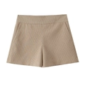 Detalle de los pantalones cortos de talle alto con cuadros marrones y bolsillos laterales - XS / Short Topo