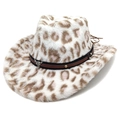 Dettaglio cappello da cowboy leopardato con fibbia a testa di toro argentata e borchie - M (56-58cm) / Corona a Cuore Bianca