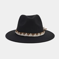 Detalle de sombrero de fieltro negro de ala ancha con banda tejida de estilo étnico - M (56-58cm) / Estilo Étnico Tejido Marrón y Blanco