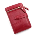 Cartera corta de mujer en cuero PU rojo con cremallera dorada y cierre de presión - Burdeos