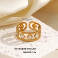 Bague en acier inoxydable doré avec émail blanc et design géométrique à anneau ouvert - Style de Losange Blanc Géométrique Creux (857)