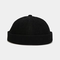 Detalle de gorro docker de pana negra que muestra la textura y la estructura - Ajustable / Negro