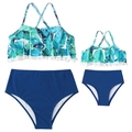 Zweiteilige Partnerlook-Badeanzüge mit tropischem Palmenprint und Rüschendetails - Erwachsene M / Blau Mit Pompons