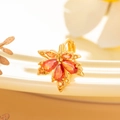 Gouden esdoornblad oorbellen met oranjerode stenen voor een zoete, vrouwelijke stijl - Gouden Oranje Zirkonia Stijl (A267-4)