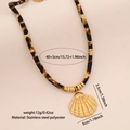 Leopard print rope necklace with golden shell pendant in stainless steel - Scallop