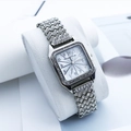 Orologio da donna quadrato al quarzo con strass e cinturino in metallo argento su cuscino display - Argento