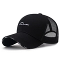 Casquette trucker en mesh noir avec broderie blanche et texte FASHION sur la visière - Réglable / Noir à Mailles