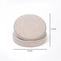 Beiger Schmuckständer aus Leinen, rundes Design, Maße 11 cm Breite und 7,5 cm Höhe - Leinen Anhängerständer Mit 3 Plätzen