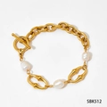 Bracelet en acier doré avec maillons bambou, perles baroques et fermoir en T - Bracelet Doré (SBK512)