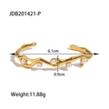 18k vergoldeter Edelstahl Armreif mit fünf weißen Perlen in künstlerischem Design - Unregelmäßiger Perlenstil (JDB201421-P)