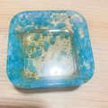 Square transparent resin bowl with blue crystal stones and gold foil flakes on wood - Square / Sky Blue Aquamarine & Gold Foil