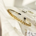 Elegant gold chain headband with a minimalist linked design on white fabric - Gold Thick Chain Design Style (B07-03-02)
