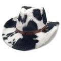 Dettaglio del cappello da cowboy in ecopelliccia muccata con cinturino in pelle e fibbia - Parte Superiore a Forma di Cuore Nero