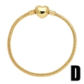 Dettaglio della chiusura a cuore placcata oro 18k e del bracciale a maglia serpente - Stile d-Catena a Serpente Dorata Chiusura a Cuore