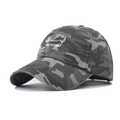 Cappellino da baseball camouflage lavato con ricamo cane bianco e visiera curva - Mimetico Nero con Ricamo Cane
