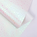 Rollo de papel de regalo iridiscente rosa y verde con delicados patrones de corazón - Corazones Rosas con Purpurina / 0.43x3m