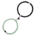 Dettaglio dei bracciali per coppie in pietra zebra rosa con chiusura magnetica a cuore - Aventurina Verde e Pietra Opaca