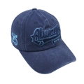 Detalle de gorra vintage azul marino en lona lavada con bordado 3D en relieve - Ajustable / Azul