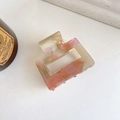 Square acetate hair claw clip with cream and pink gradient on white background - 5.2cm / Dreamy Orange