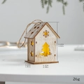 Casetta di Natale in legno luminosa con intagli decorativi, 9.2cm x 6.3cm x 4.6cm - Casetta Luminosa Albero di Natale Media