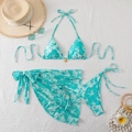 Detail van driedelige turquoise bikini met hibiscusbloemenprint en bijpassende sarong - S / Cyaan