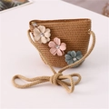 Detail of summer straw crossbody bag with floral accents and metal zipper closure - Jeweled Flower Style / Khaki