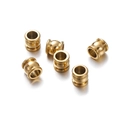 Detailansicht der vergoldeten Edelstahl-Zwischenperlen mit polierter Oberfläche - 4*4mm/Loch 3mm / Gold