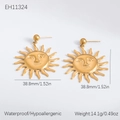 Overdreven gouden zon oorbellen gemaakt van 18K verguld roestvrij staal metaal - Zon Gezicht Patroon Hanger Stijl (EH11324) / 18K Verguld