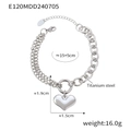 Pulsera con colgante de corazón en acero de titanio plateado y cadena de estilo mixto - Pulsera Color Acero (E120)