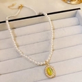 Collier de perles vintage français avec pendentif ovale en pierre verte dorée - 41# Collier - Vert
