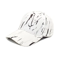 Casquette de baseball unisexe stylée avec graffiti noir sur texture de marbre blanc - M (56-58cm) / Blanc