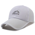 Witte ademende mesh baseballpet met grijze SPORTS-opdruk voor zonbescherming buiten - Verstelbaar / Wit