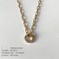 Collier en acier inoxydable doré avec un pendentif circulaire serti de cristaux - Collier Fermoir Cercle Strass Or 14K (XNL0013-2)
